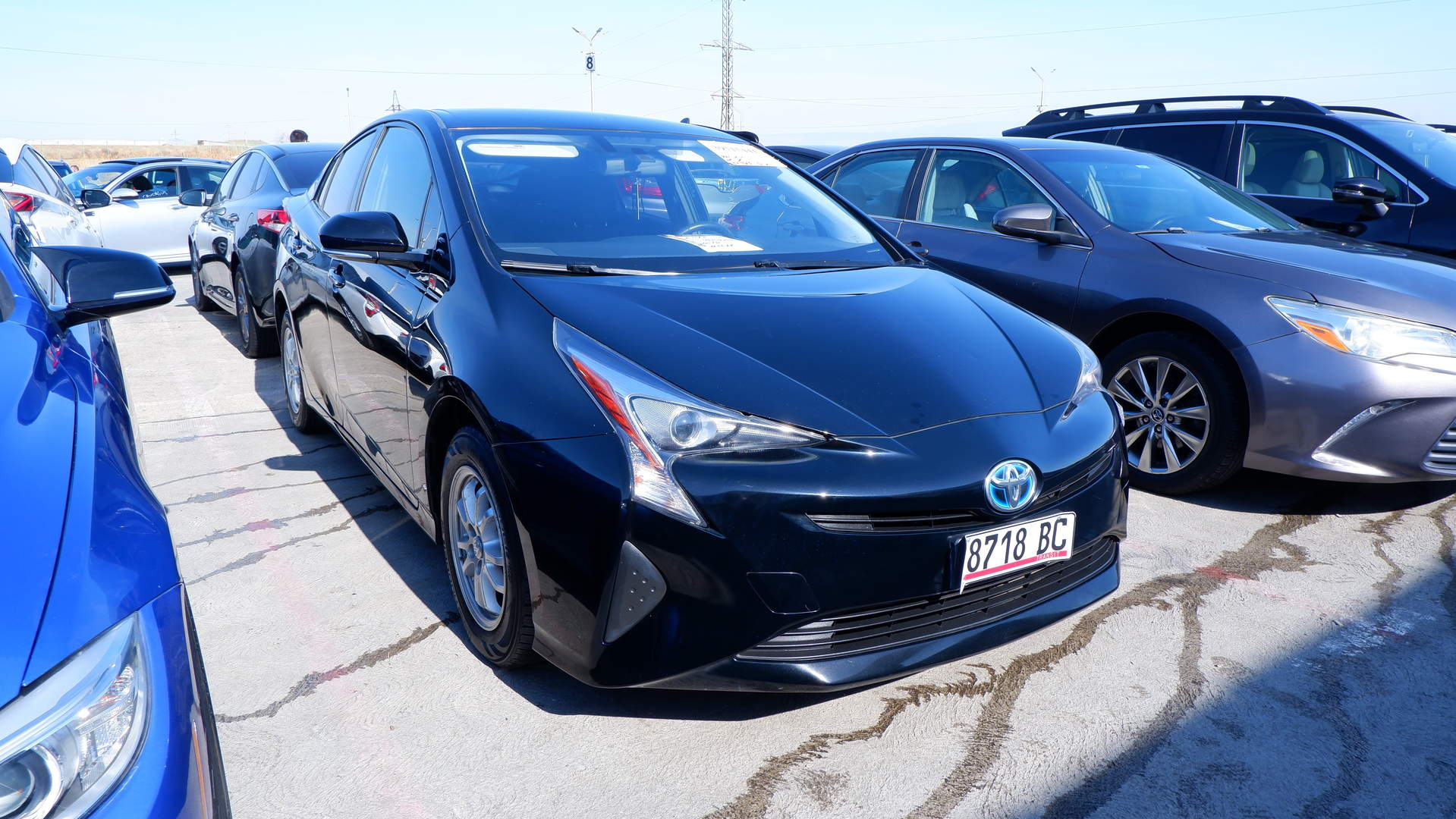 Toyota Prius 2016 — photo 2