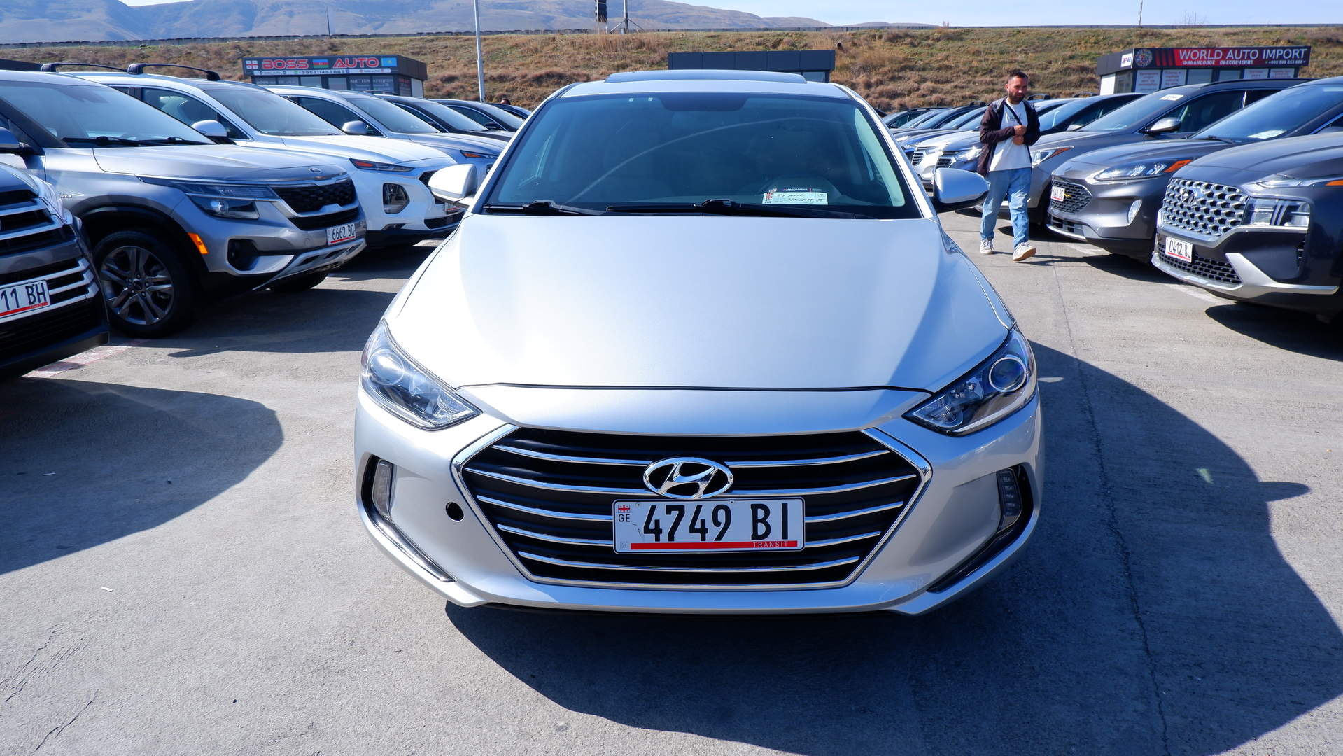 Hyundai Elantra 2017 — photo 2