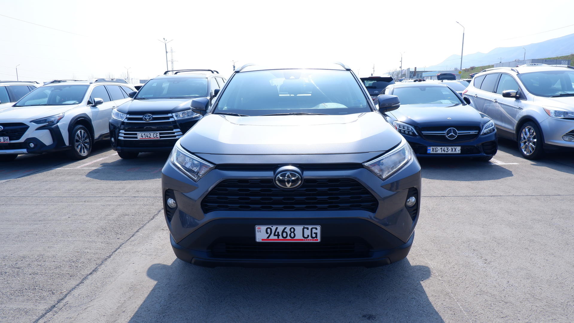 Toyota RAV4 2020 — photo 2