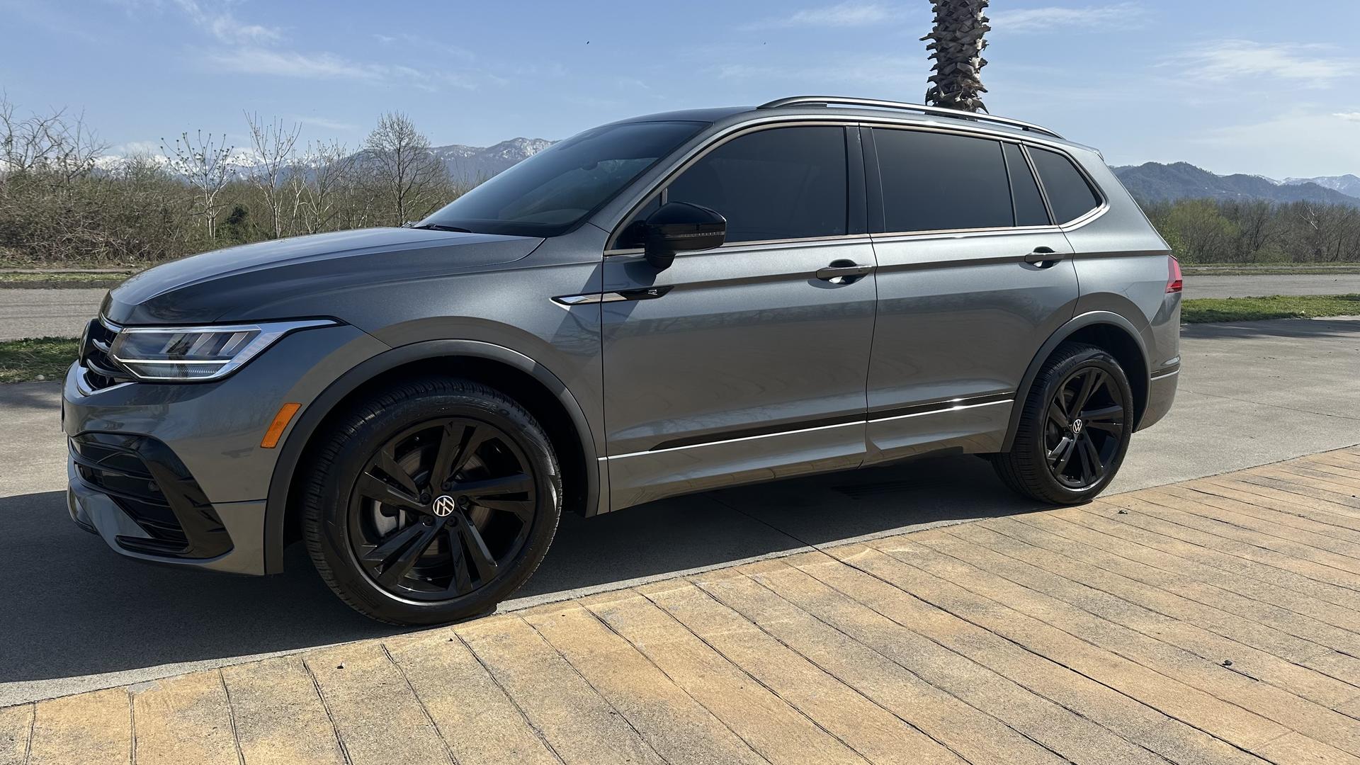 Volkswagen Tiguan 2024 — photo 2