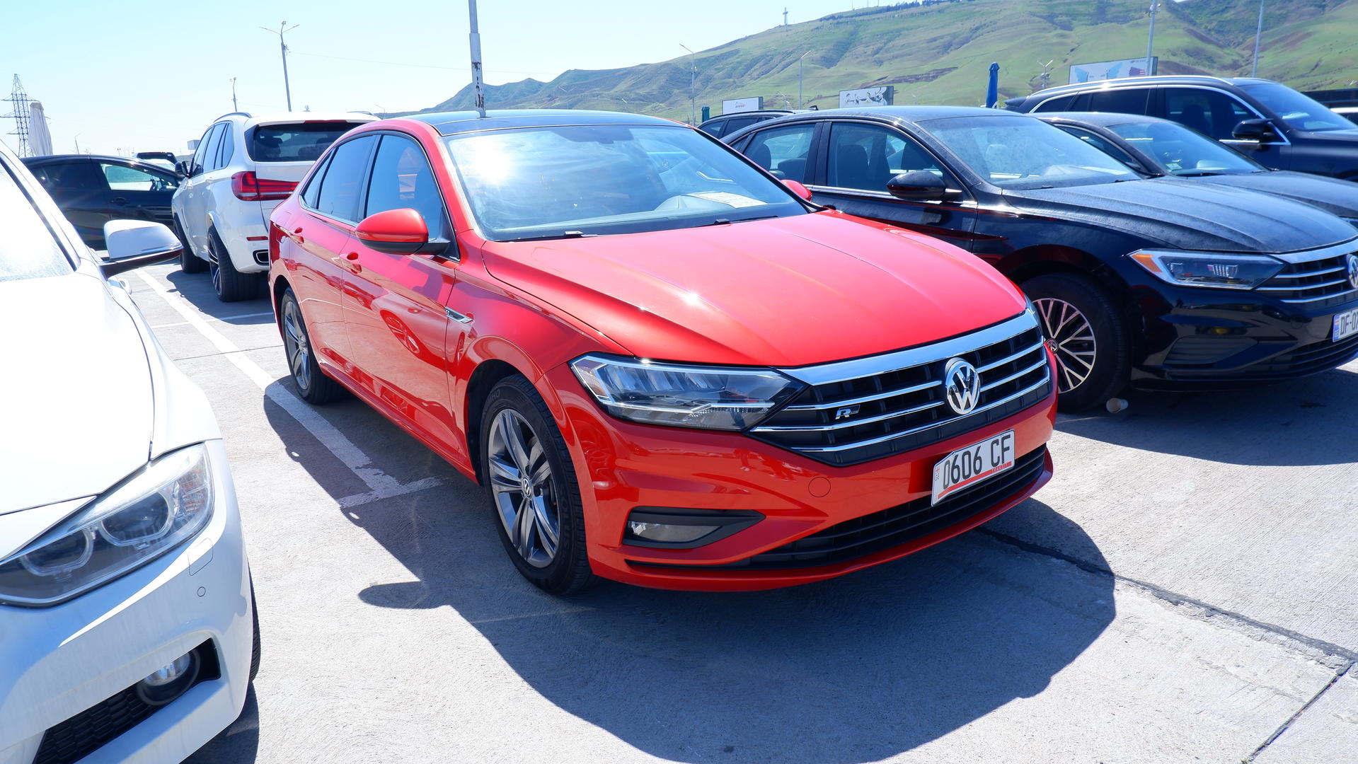 Volkswagen Jetta 2021 — photo 2