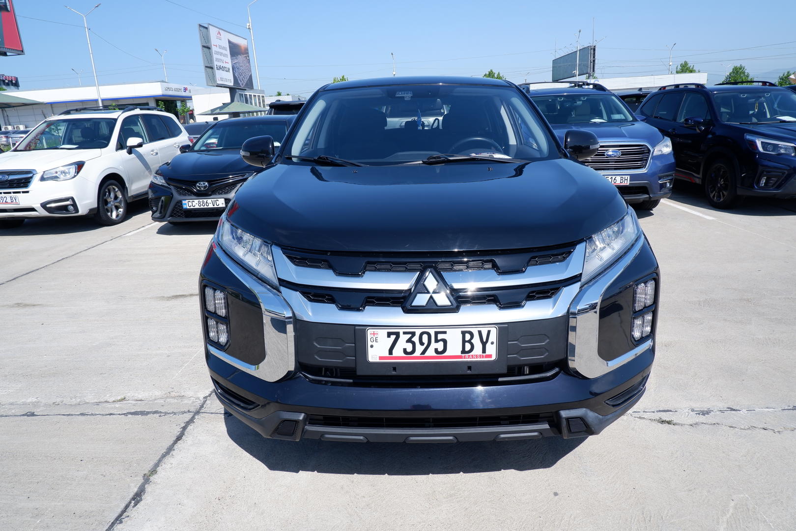 Mitsubishi Outlander Sport 2021 — photo 2