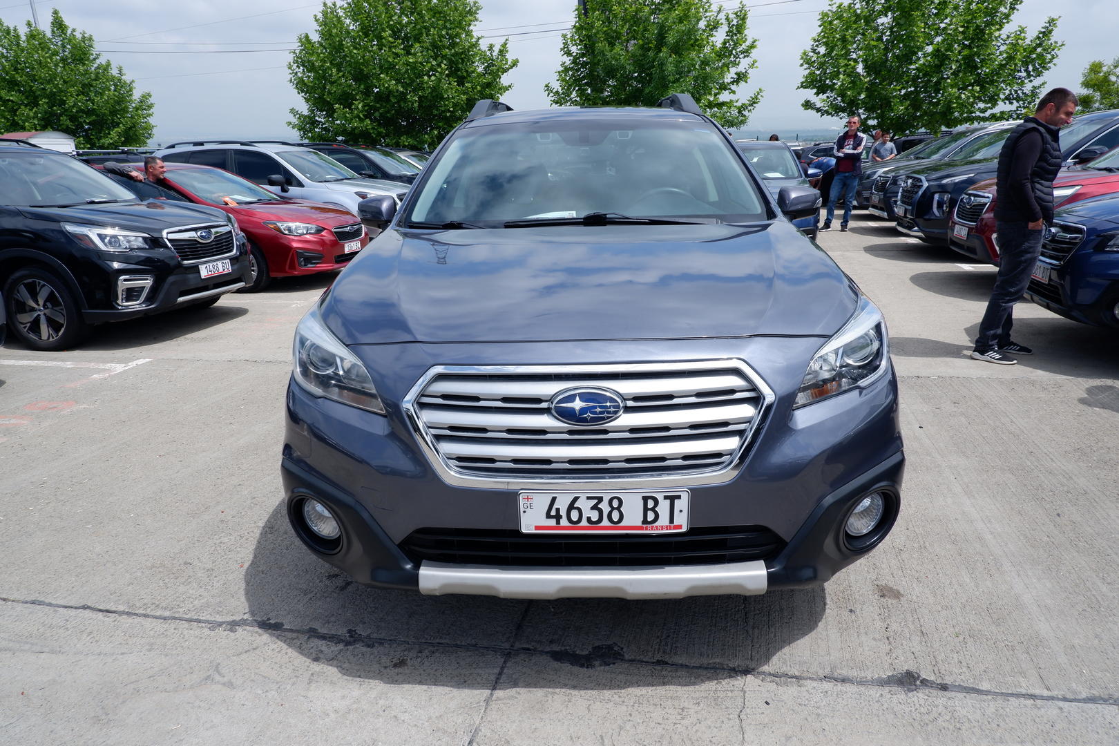 Subaru Outback 2017 — photo 2