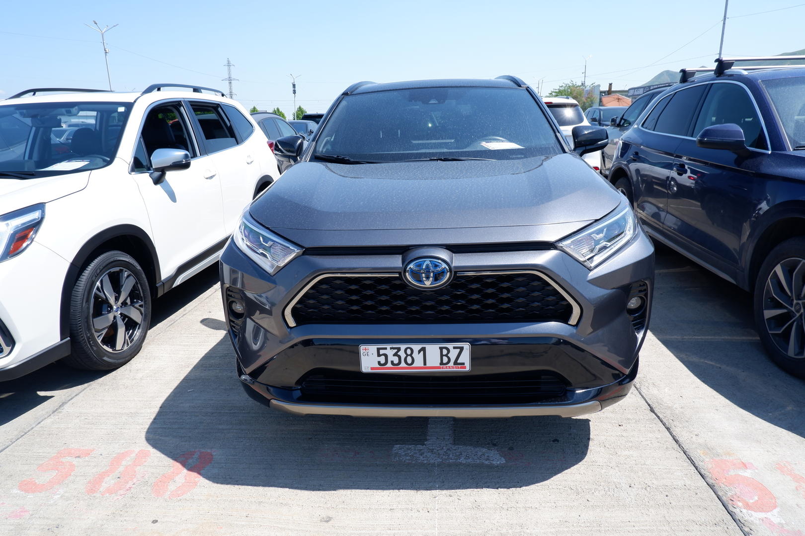 Toyota RAV4 2020 — photo 2
