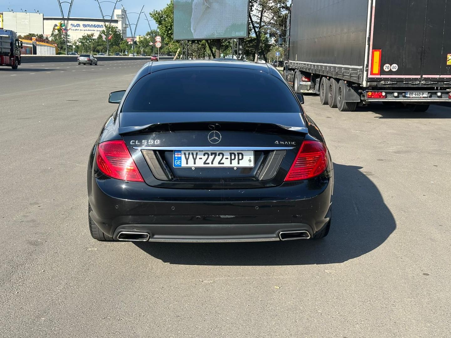 Mercedes-Benz CL 550 2011 — photo 2