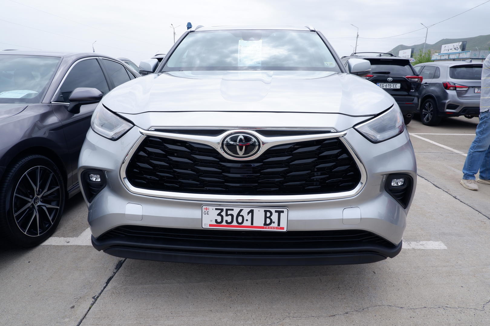 Toyota Highlander 2024 — photo 2