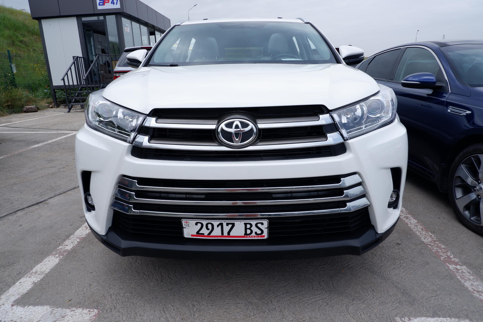Toyota Highlander 2016 — photo 2