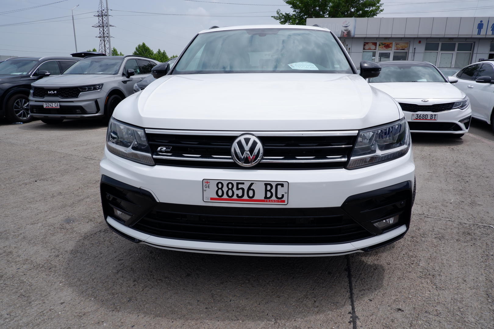 Volkswagen Tiguan 2020 — photo 2