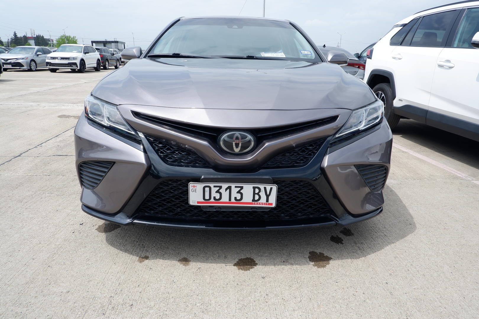 Toyota Camry 2019 — photo 2