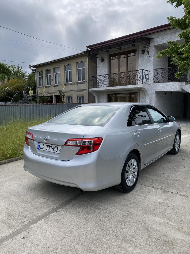 Toyota Camry 2013 — photo 2