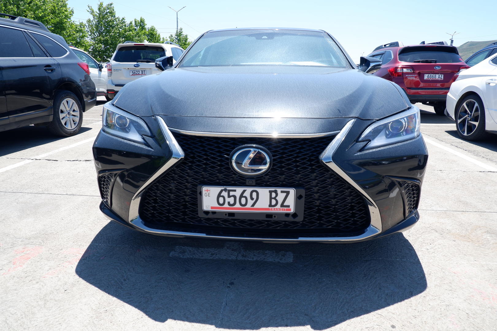 Lexus ES 300 2021 — photo 2