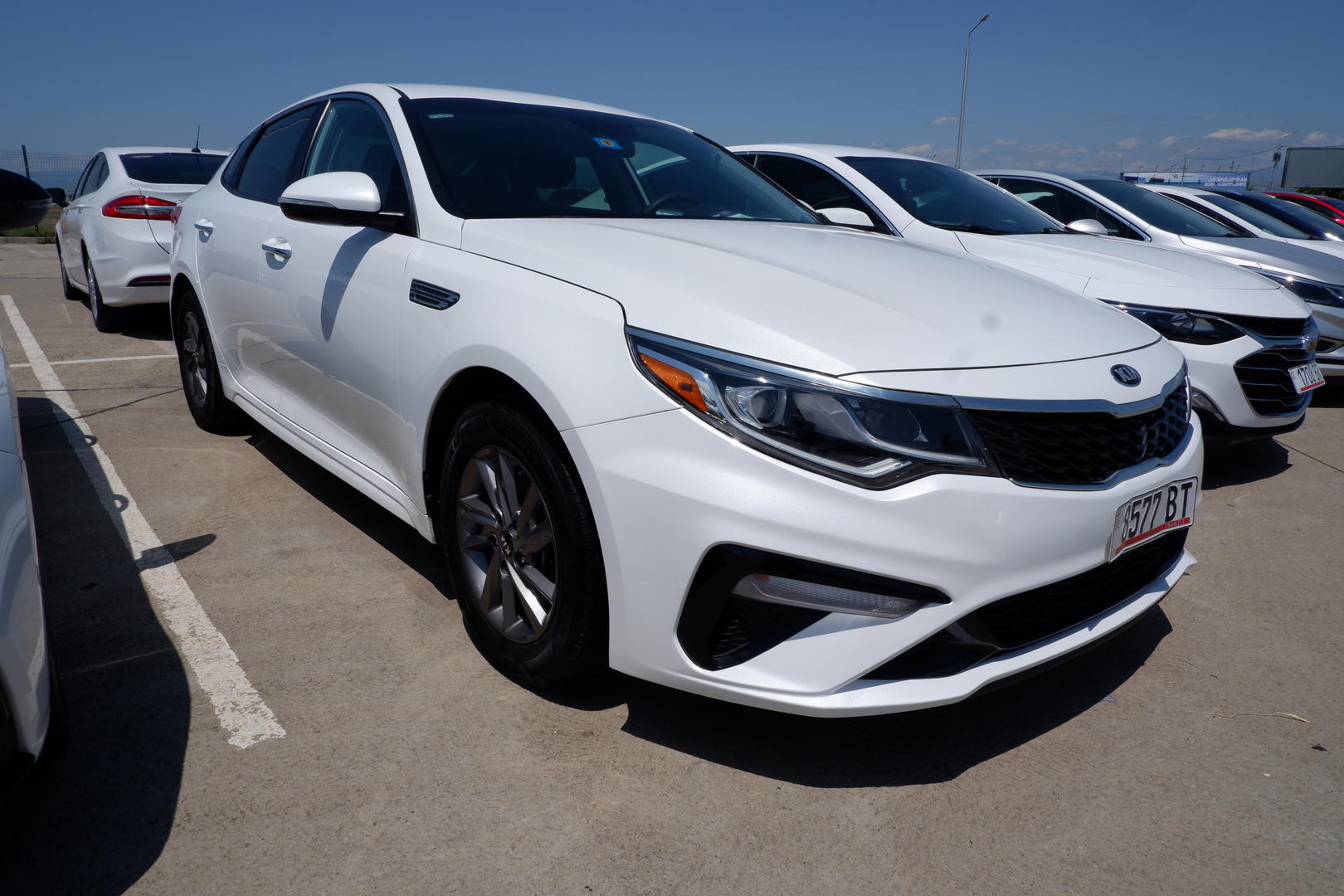 Kia Optima 2019 — photo 2