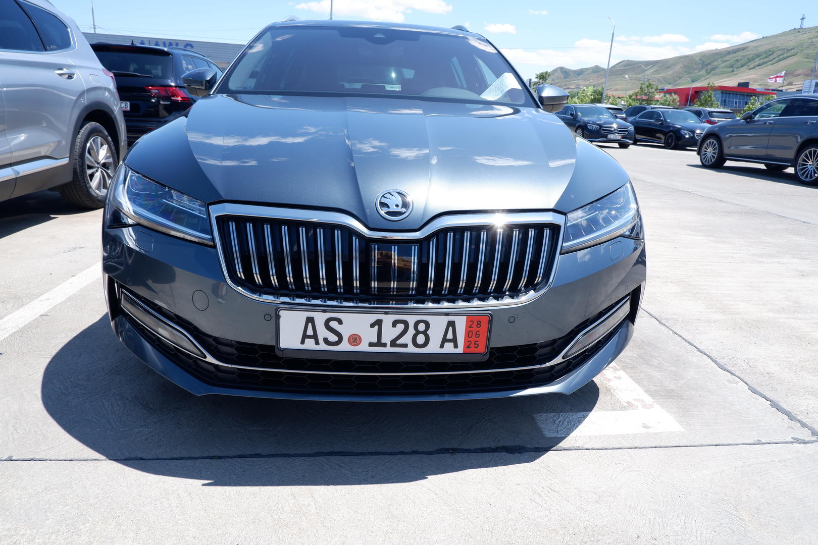 Skoda Superb 2021 — photo 2