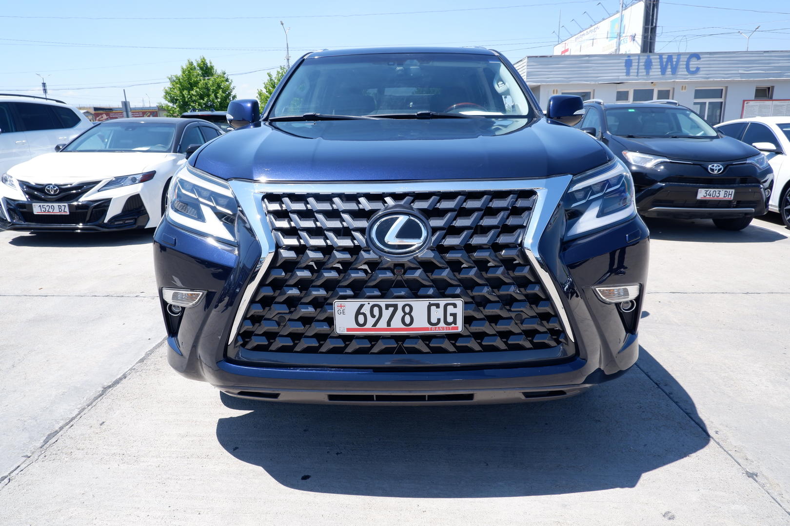 Lexus GX 460 2018 — photo 2