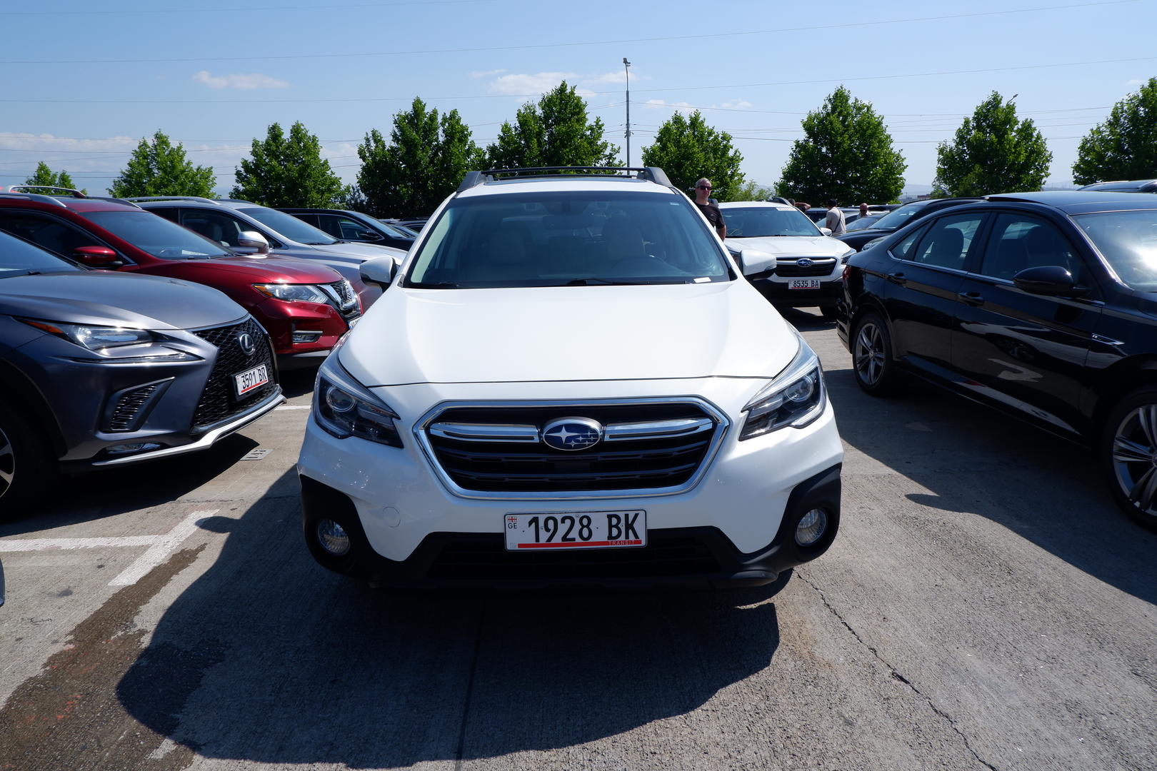 Subaru Outback 2019 — photo 2