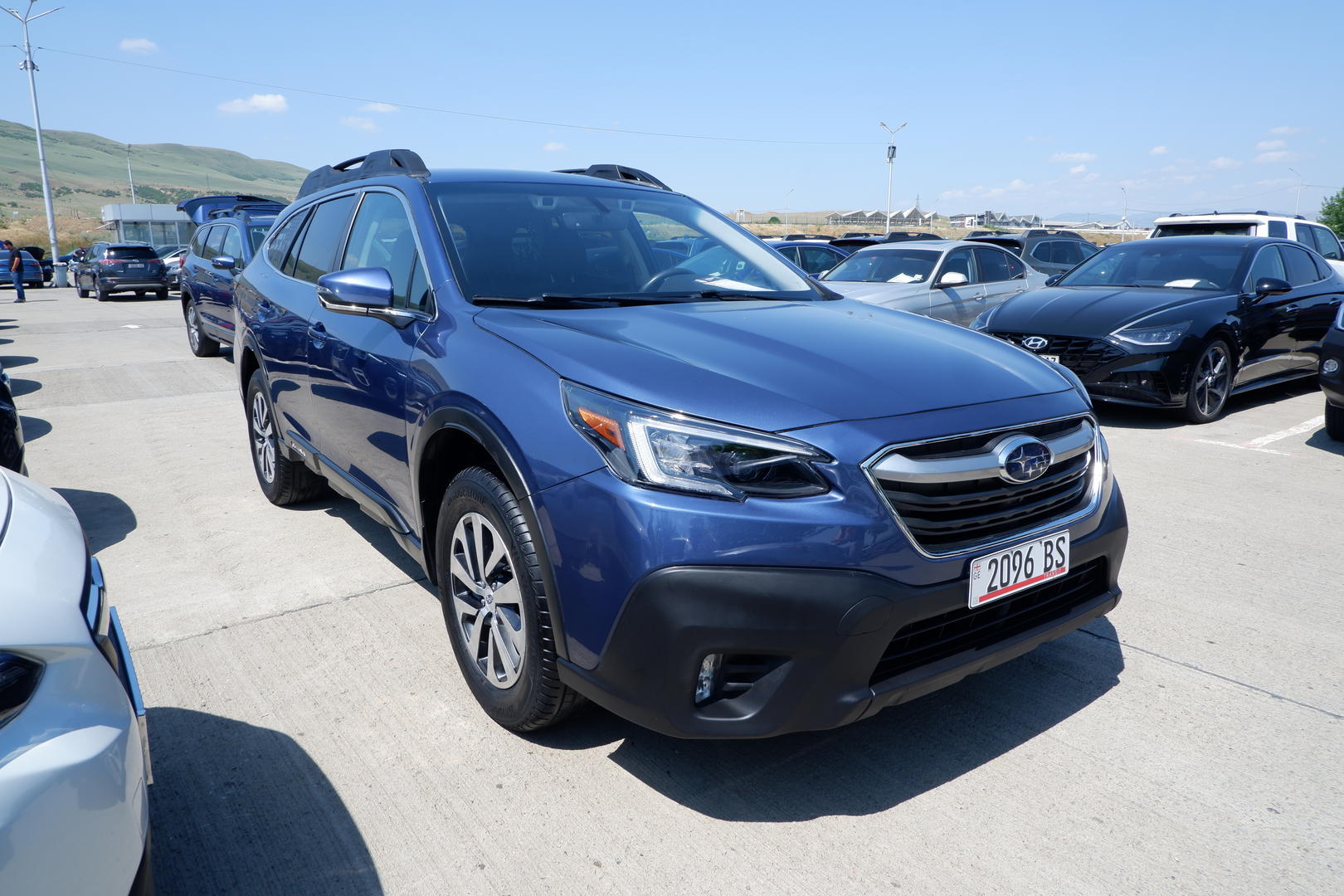 Subaru Outback 2020 — photo 2