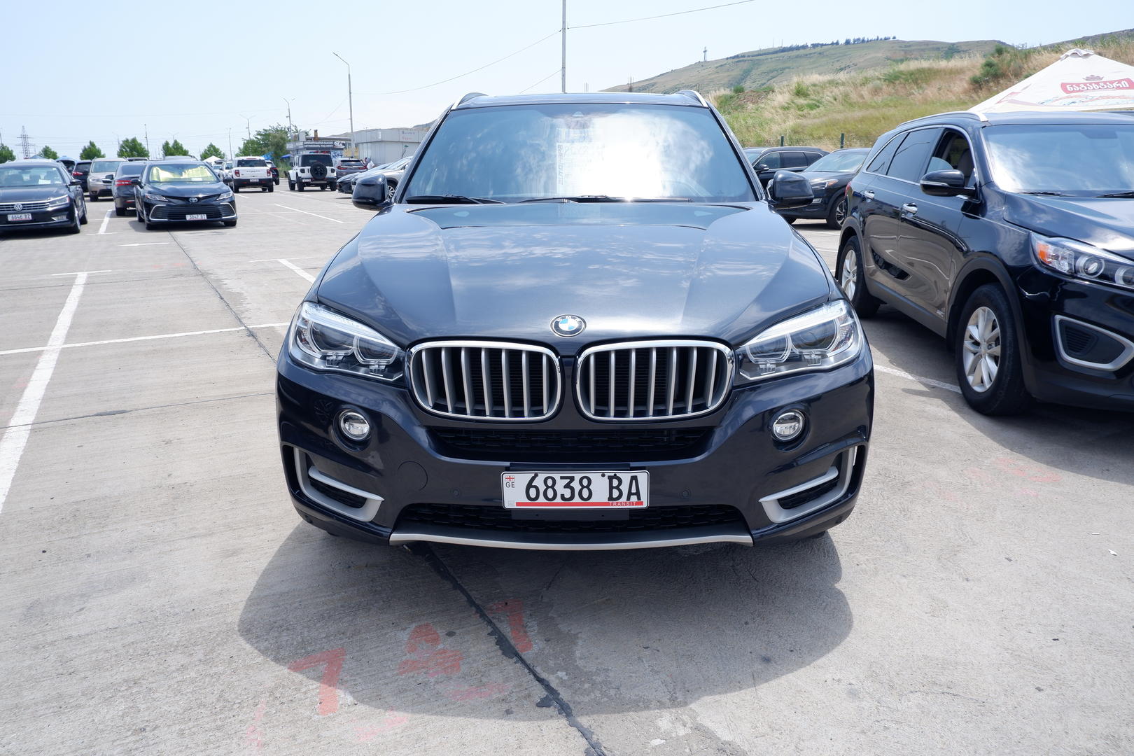 BMW X5 2018 — photo 2
