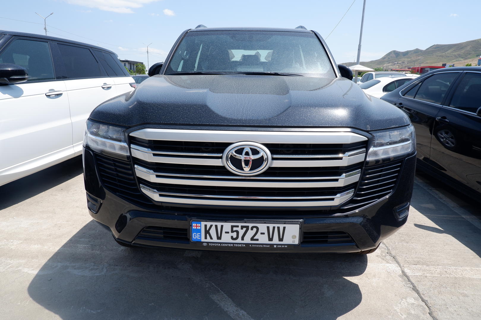 Toyota Land Cruiser 300 2025 — photo 2