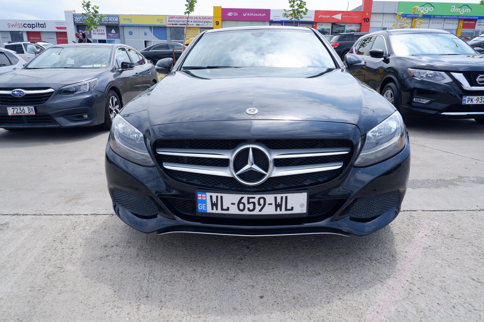 Mercedes-Benz C 300 2017 — photo 2