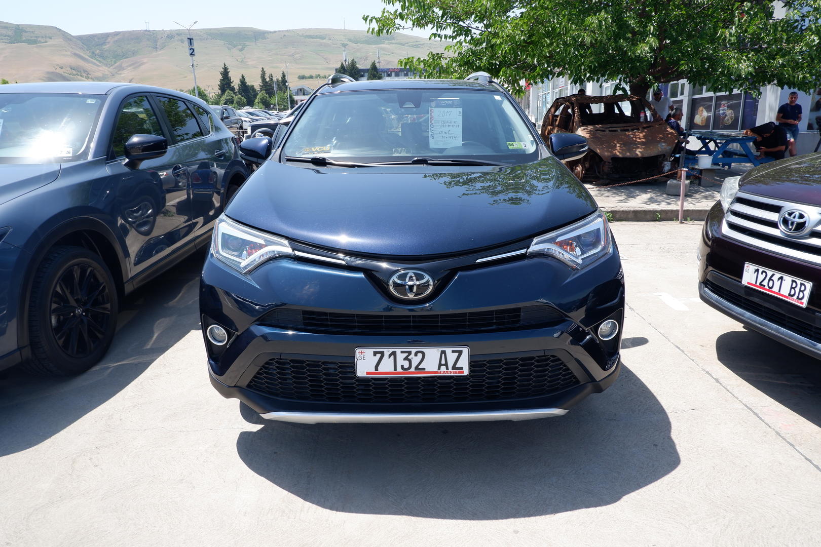 Toyota RAV4 2017 — photo 2