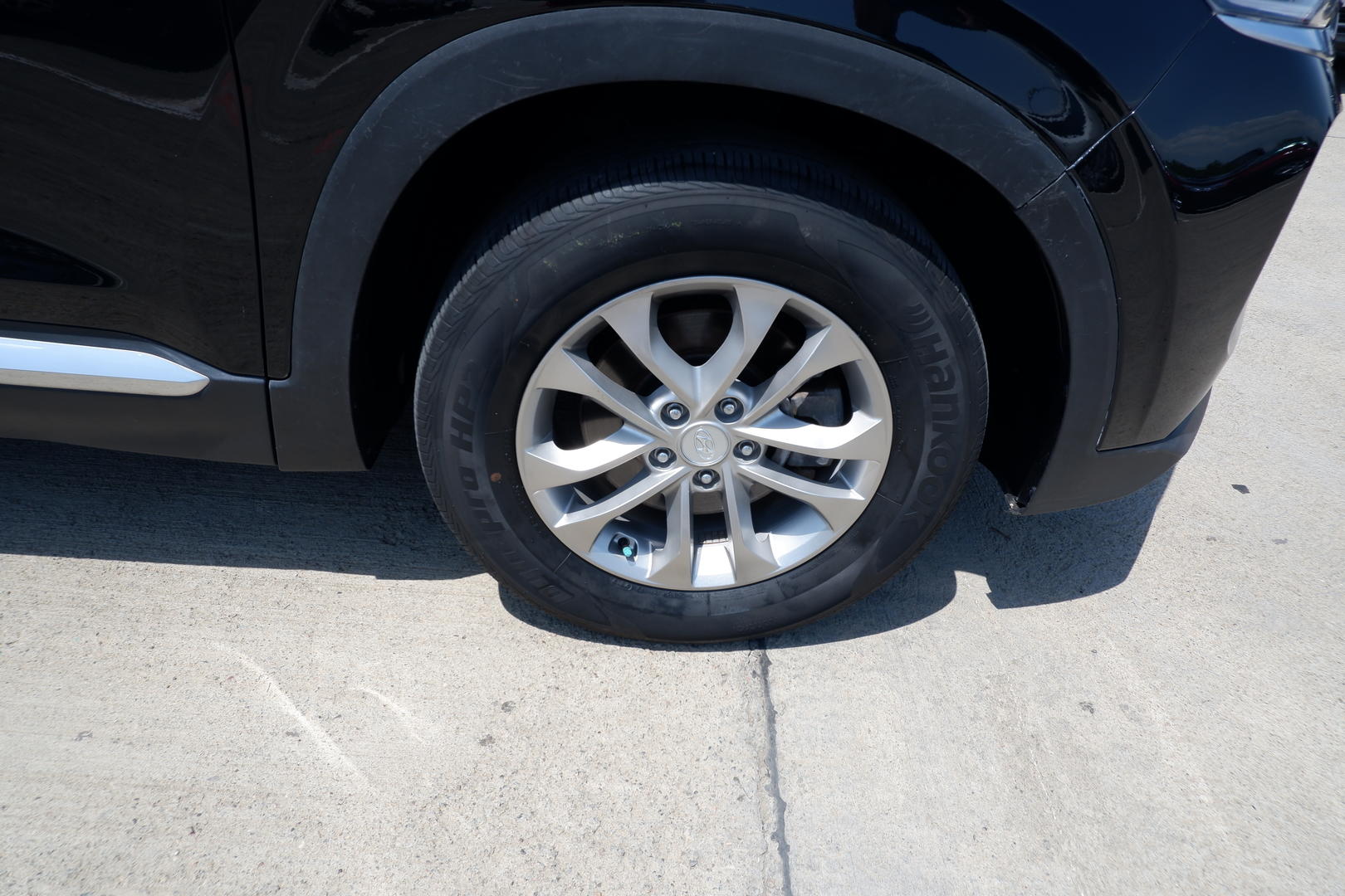 Hyundai Santa Fe 2019 — photo 2