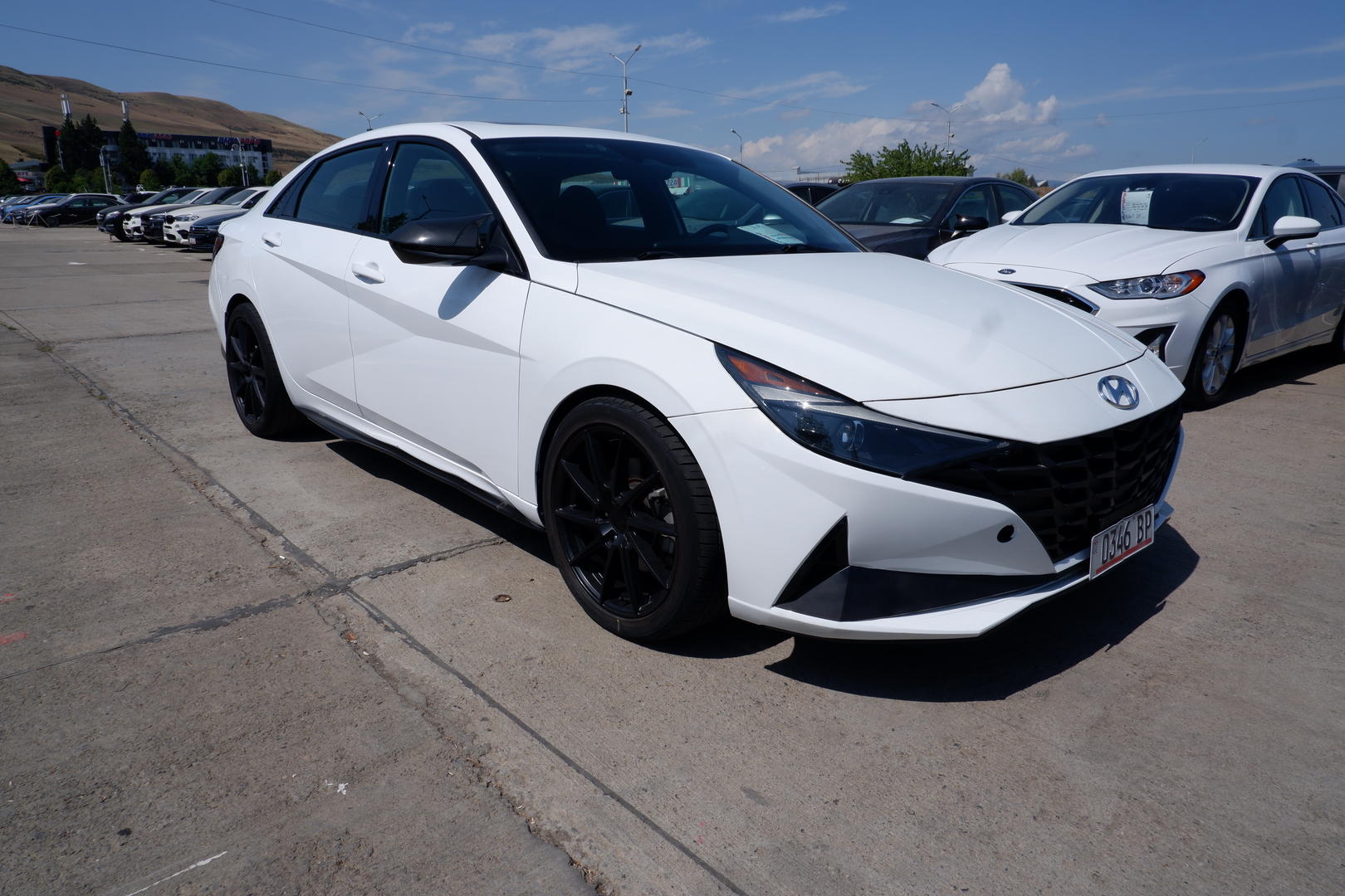 Hyundai Elantra 2022 — photo 2