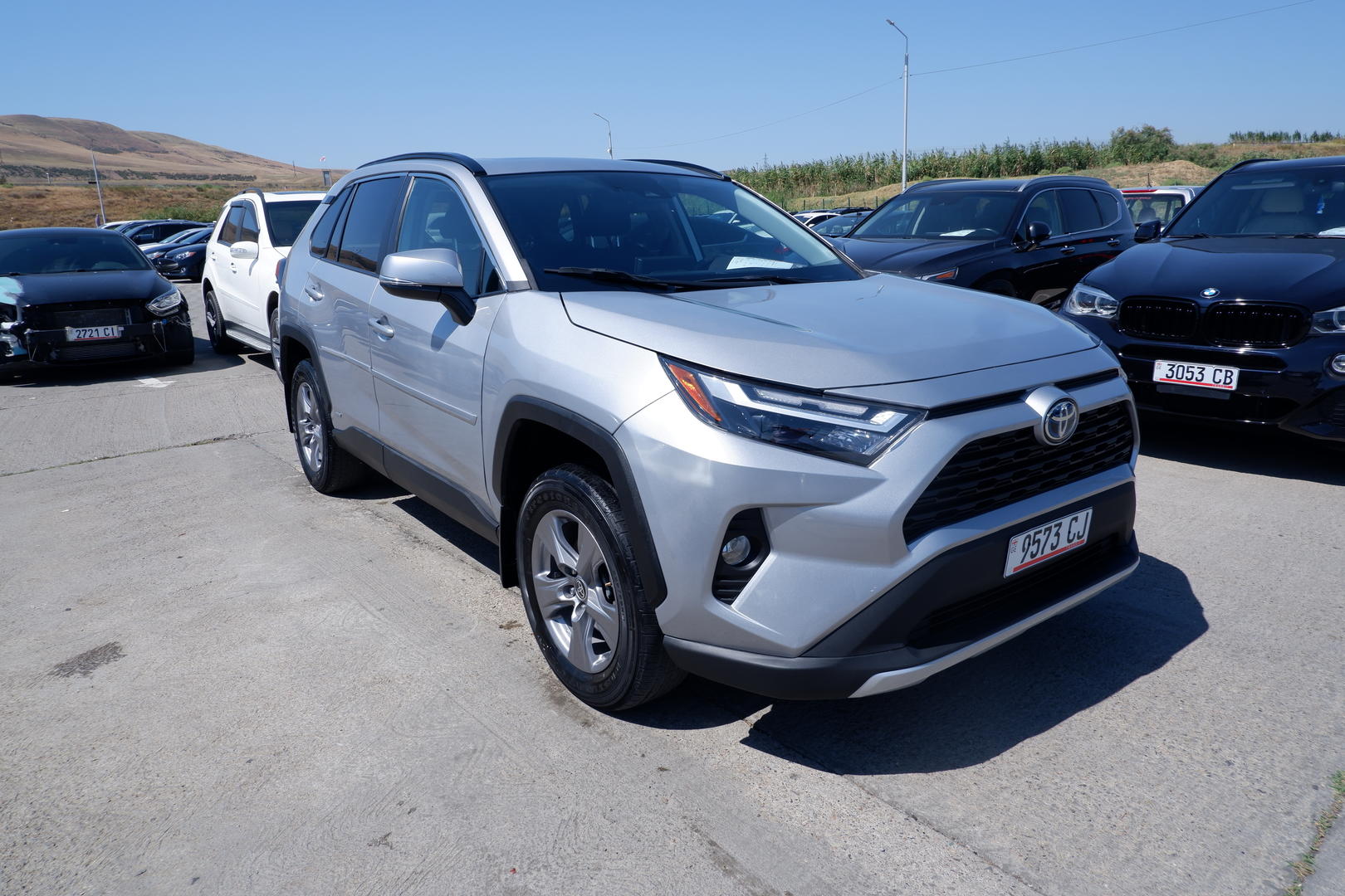 Toyota RAV4 2022 — photo 2