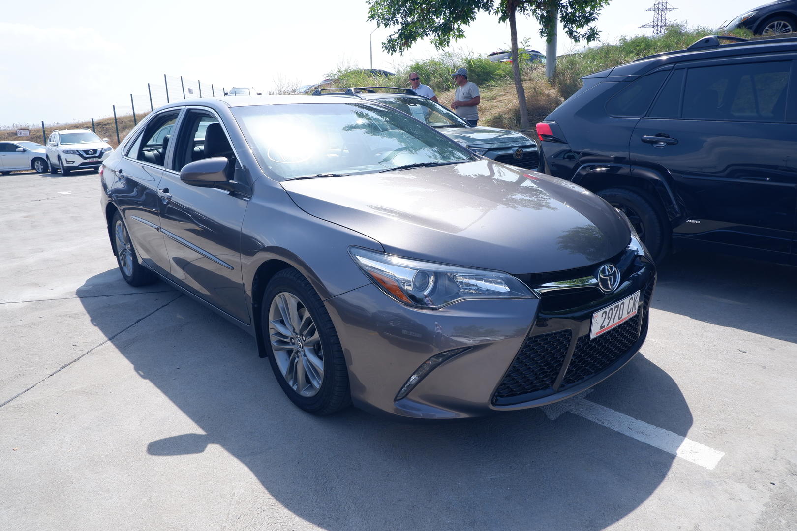 Toyota Camry 2015 — photo 2