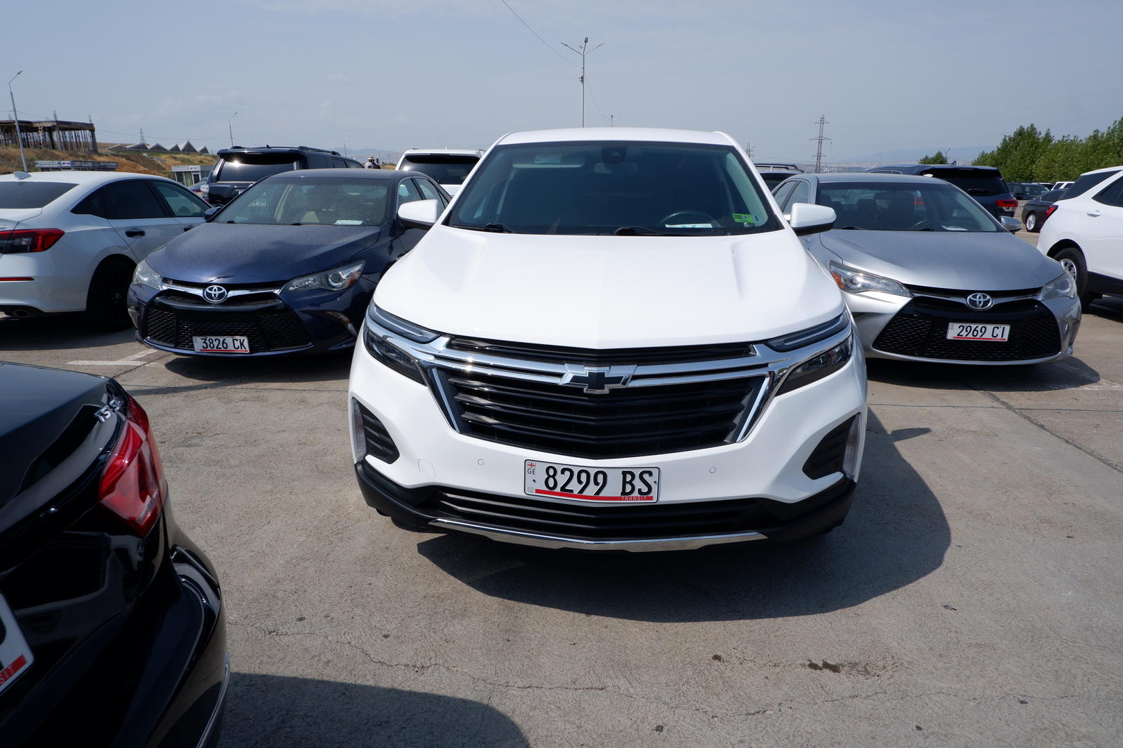 Chevrolet Equinox 2022 — photo 2