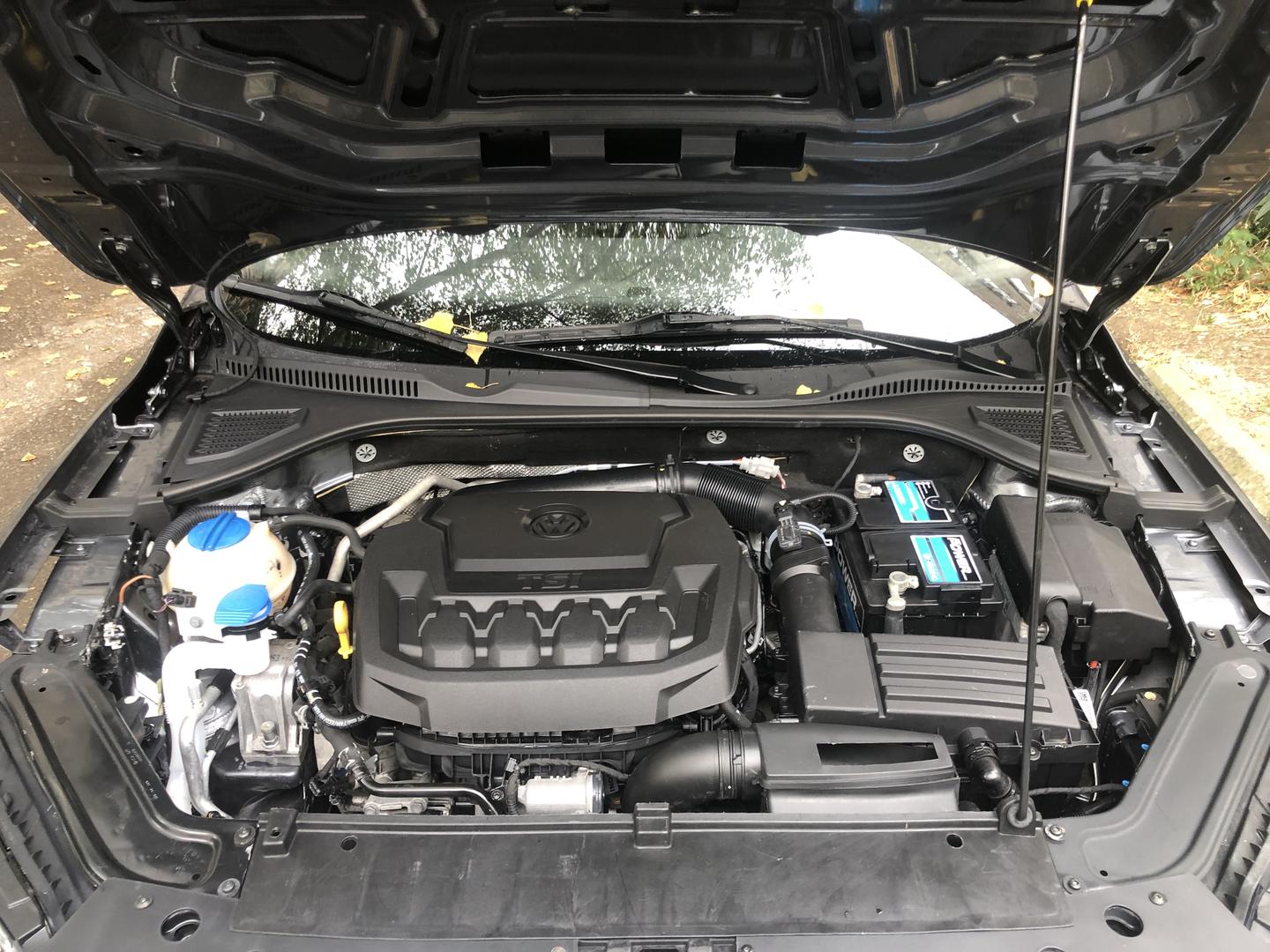 Volkswagen Passat 2020 — photo 2