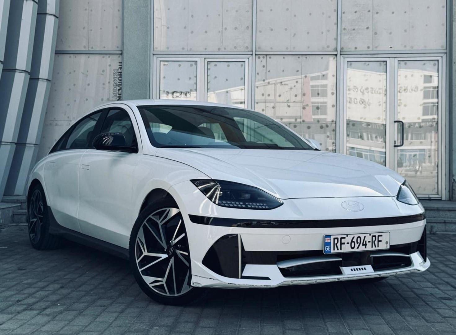 Hyundai Ioniq