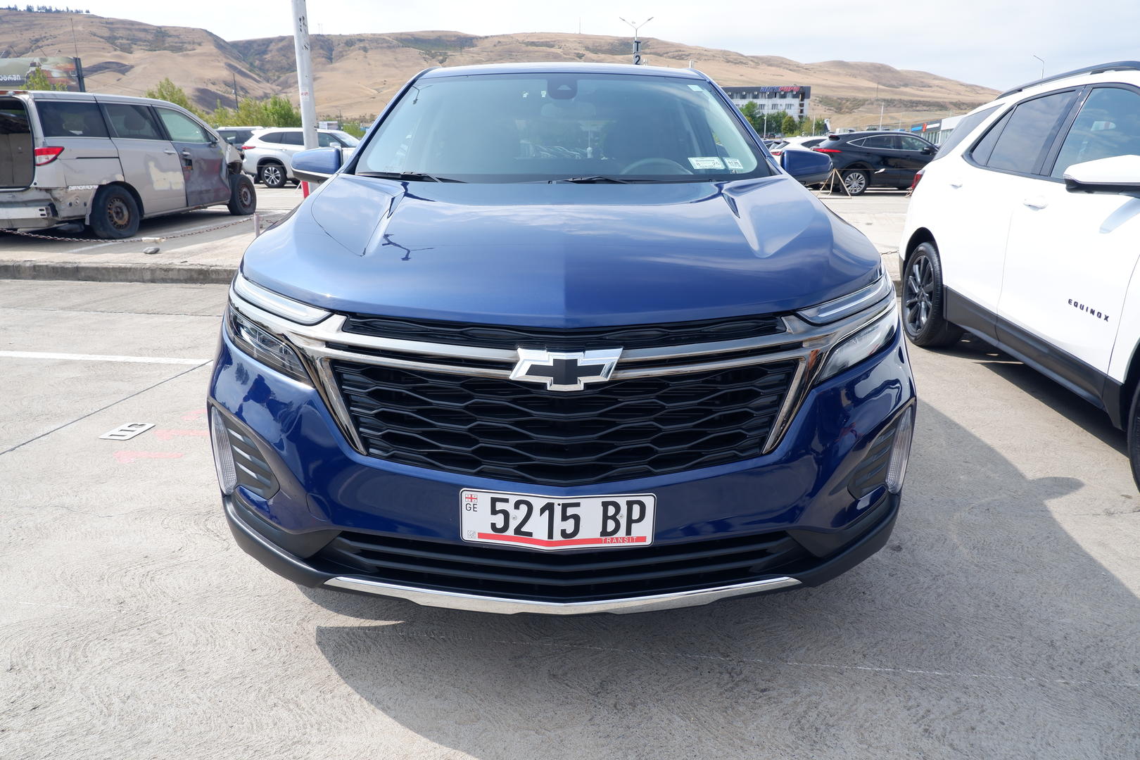 Chevrolet Equinox 2022 — photo 2