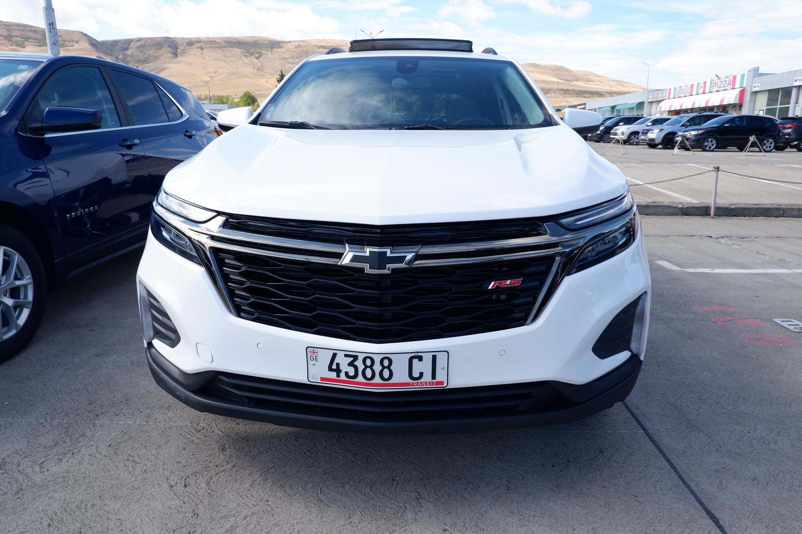 Chevrolet Equinox 2022 — photo 2
