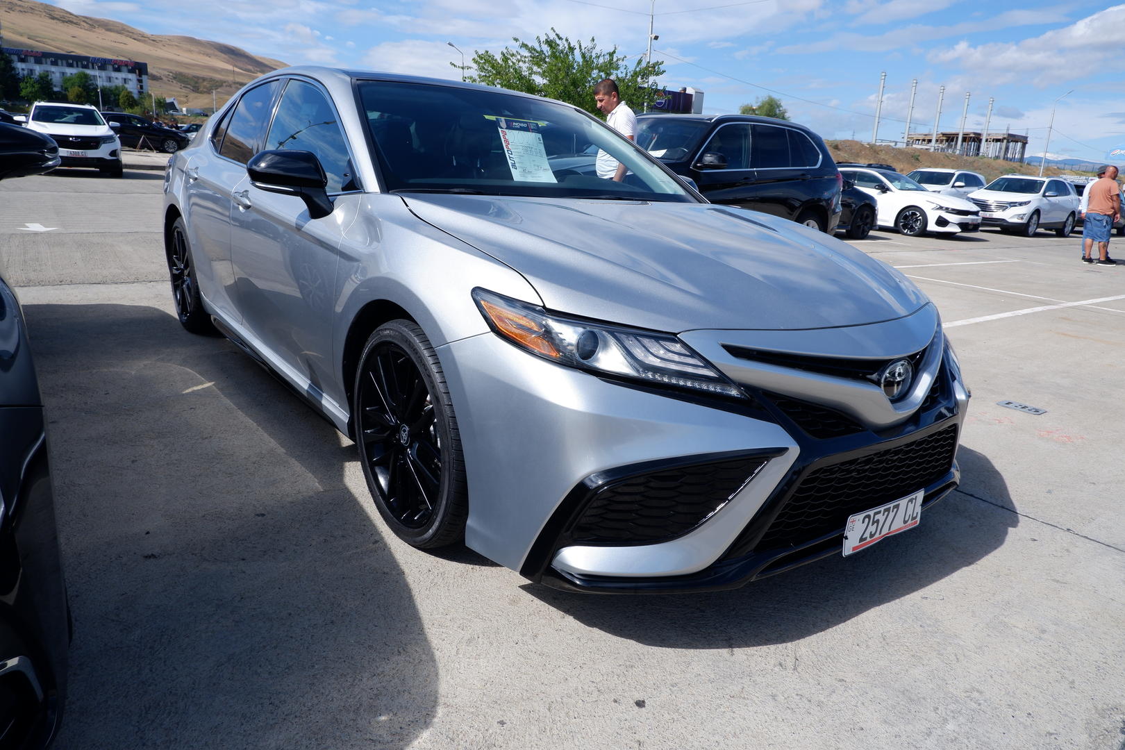 Toyota Camry 2021 — photo 2