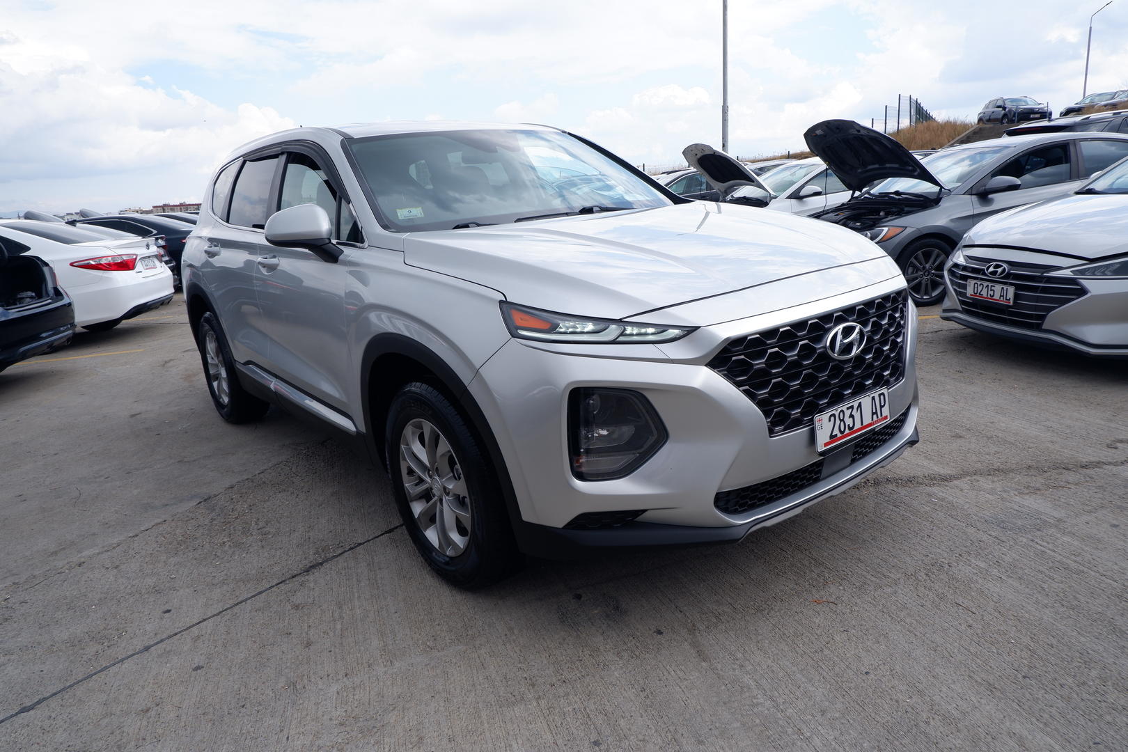 Hyundai Santa Fe 2019 — photo 2