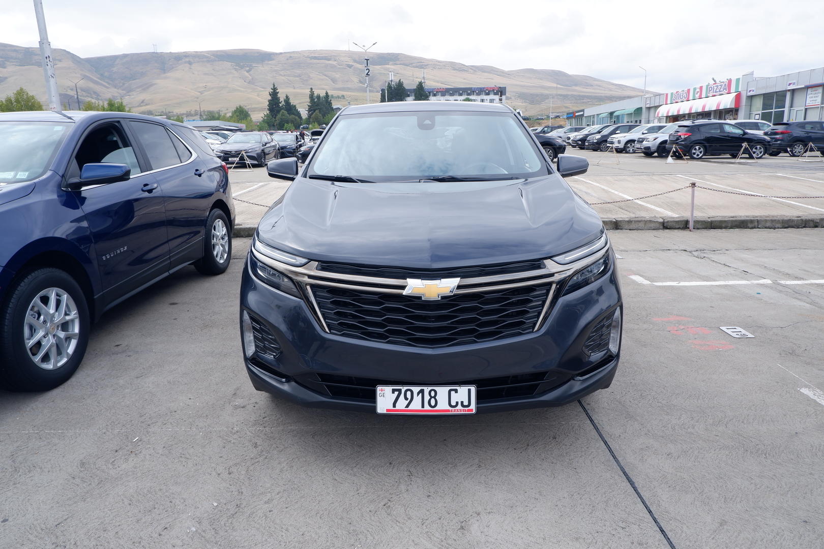 Chevrolet Equinox 2022 — photo 2