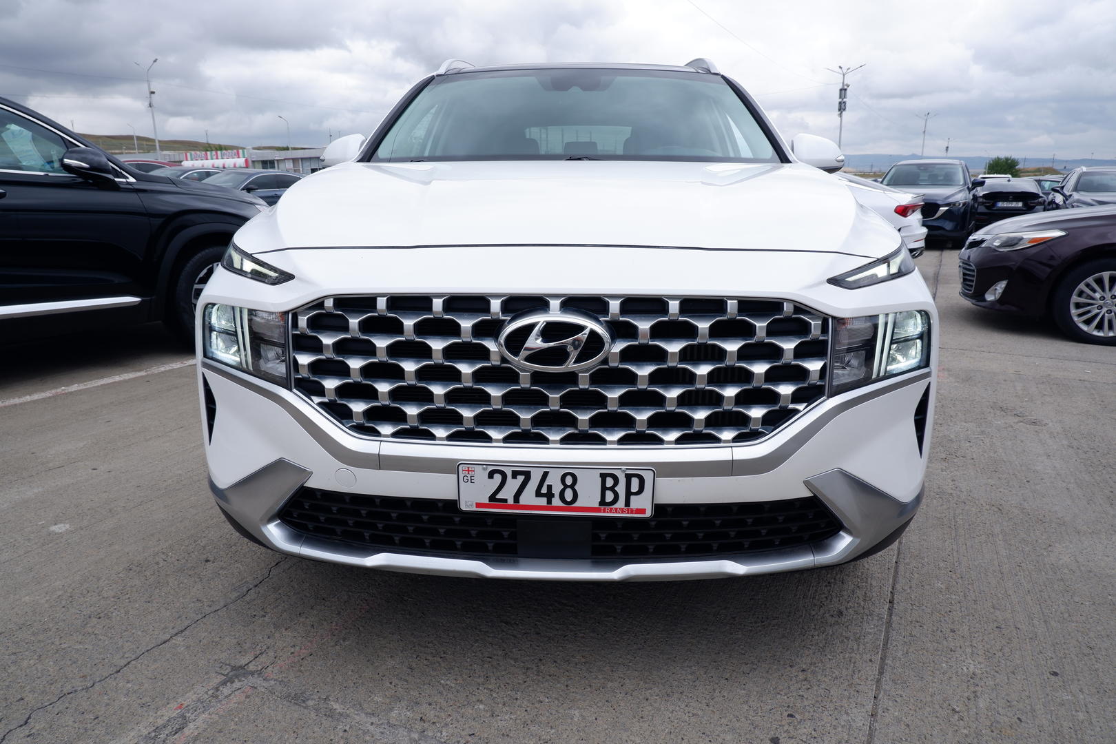 Hyundai Santa Fe 2021 — photo 2