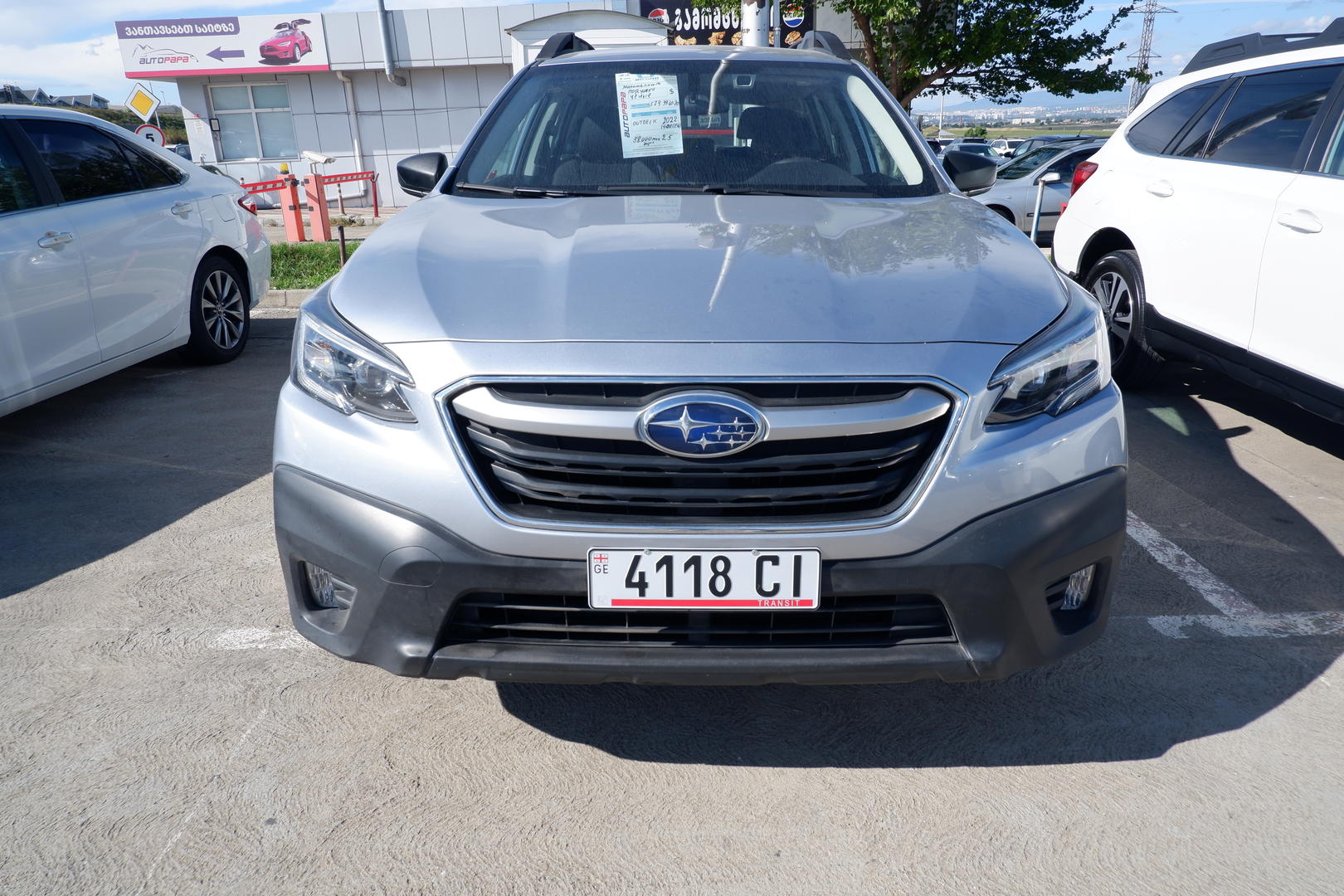 Subaru Outback 2022 — photo 2