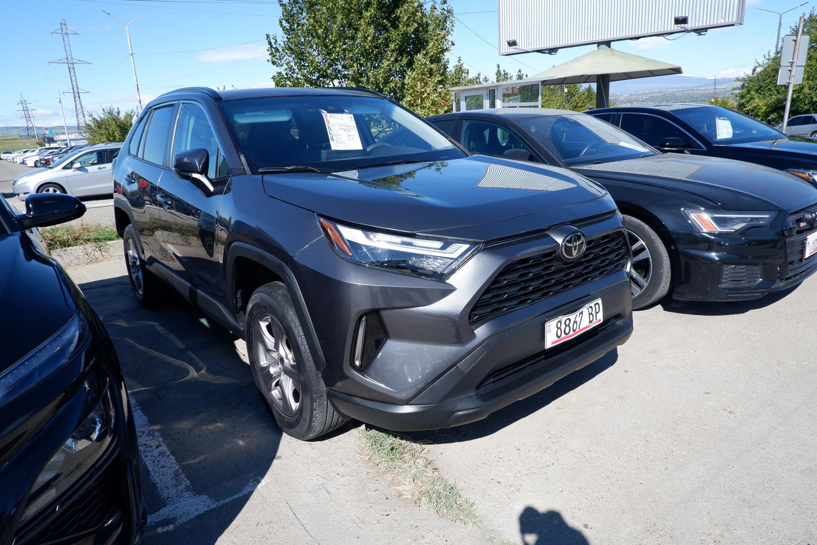 Toyota RAV4 2022 — photo 2