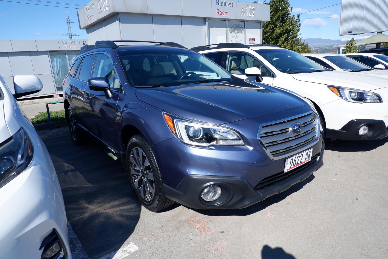 Subaru Outback 2015 — photo 2