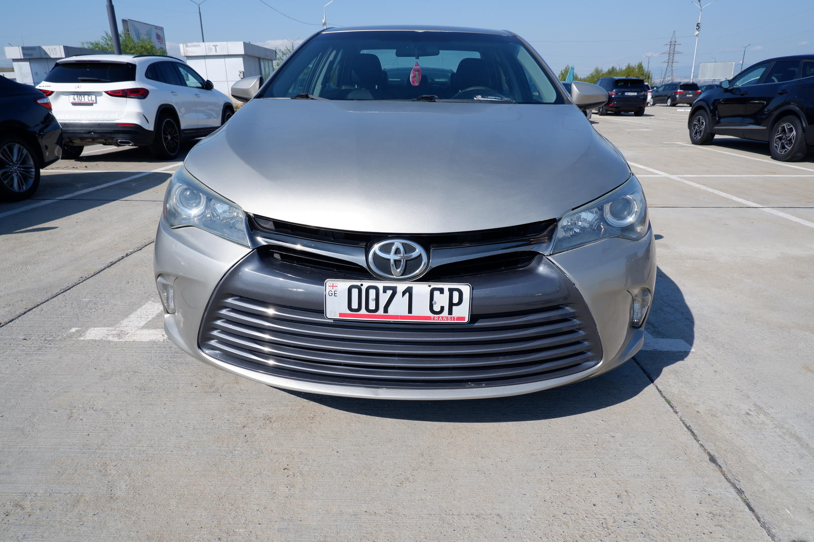 Toyota Camry 2015 — photo 2