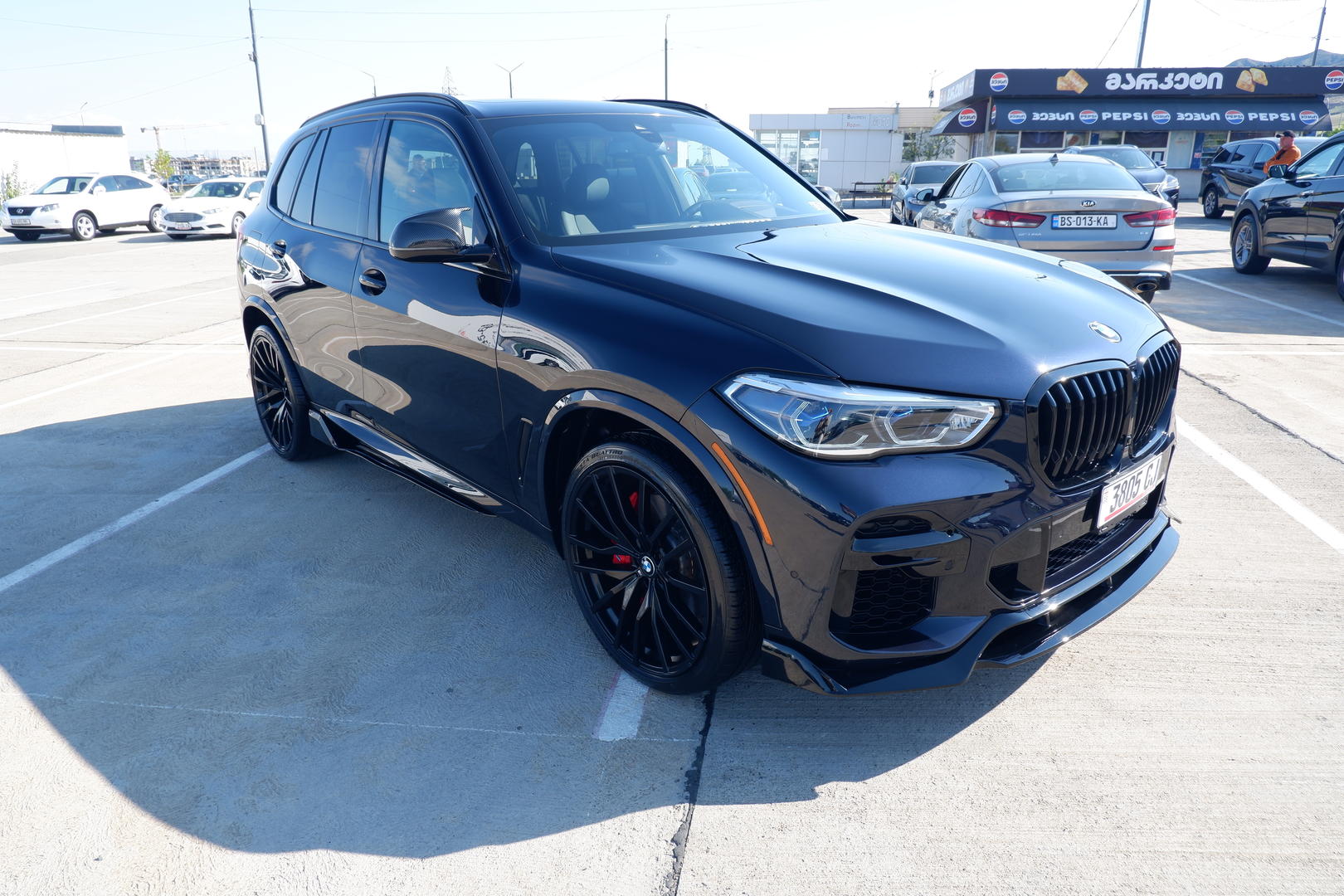 BMW X5 2022 — photo 2