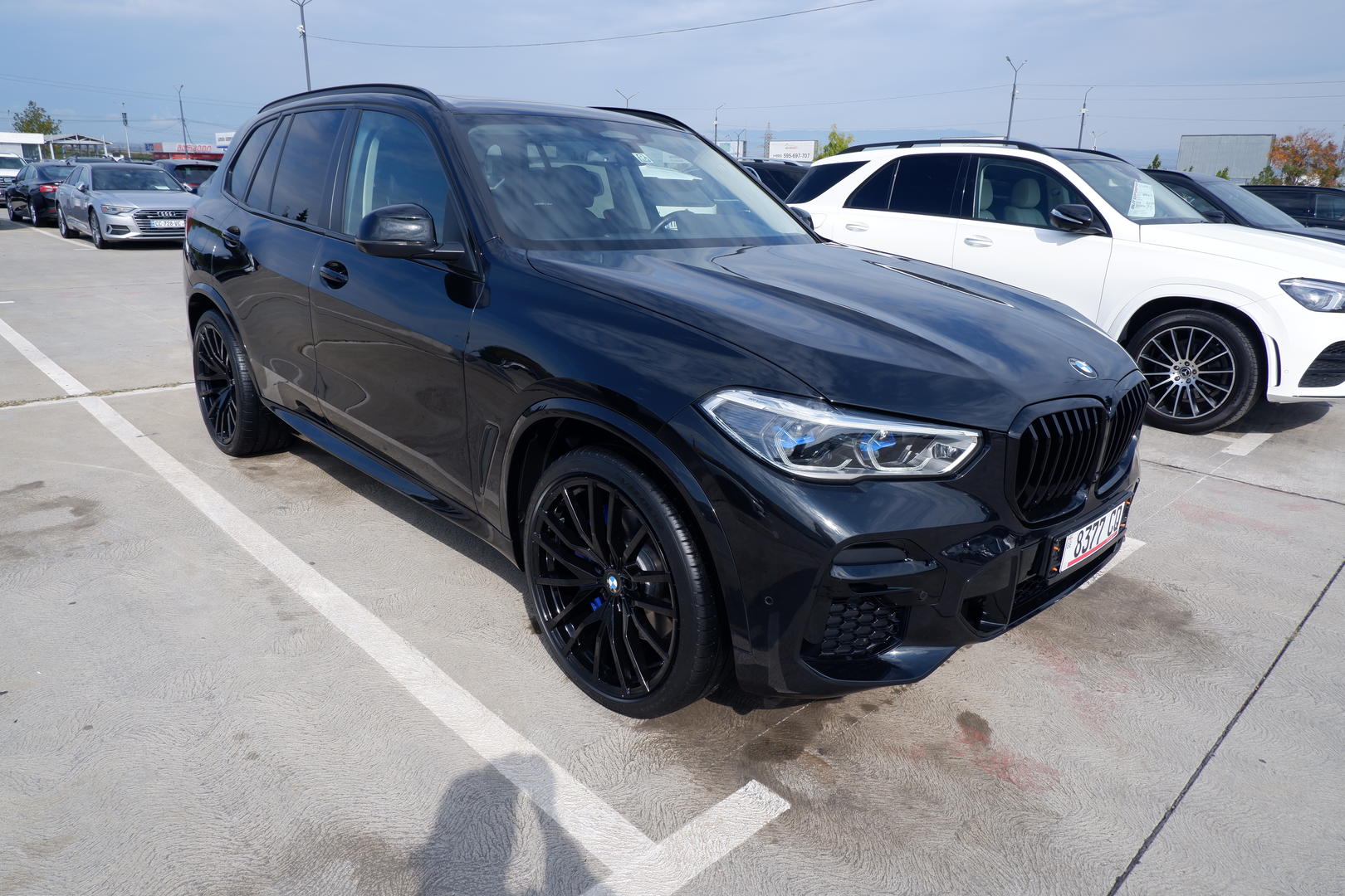 BMW X5 2022 — photo 2