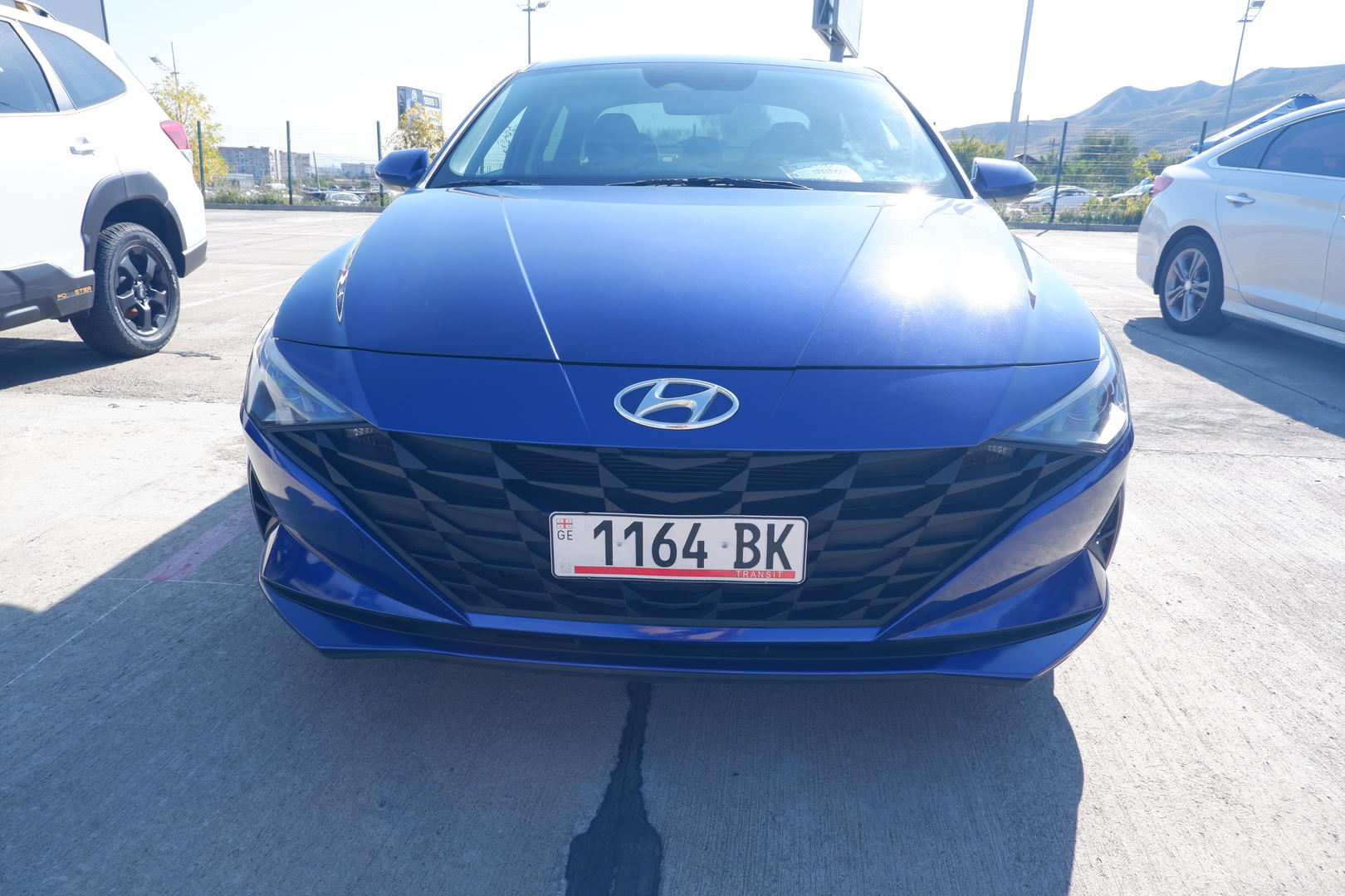 Hyundai Elantra 2021 — photo 2