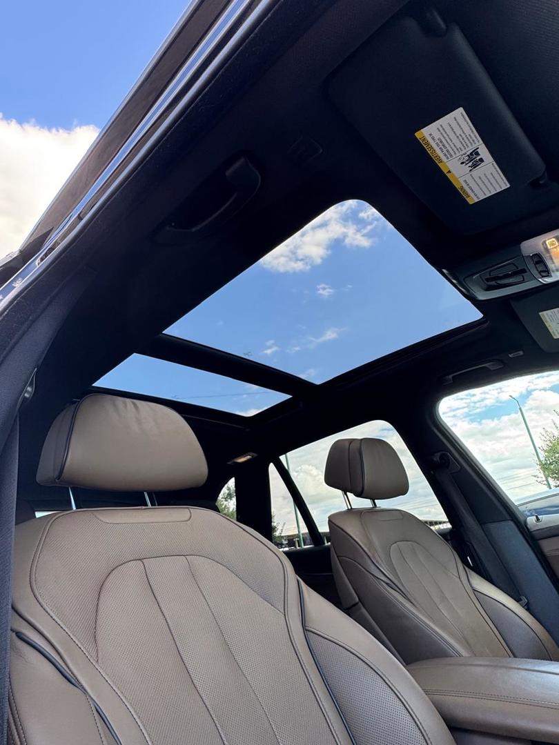 BMW X5 2017 — photo 2