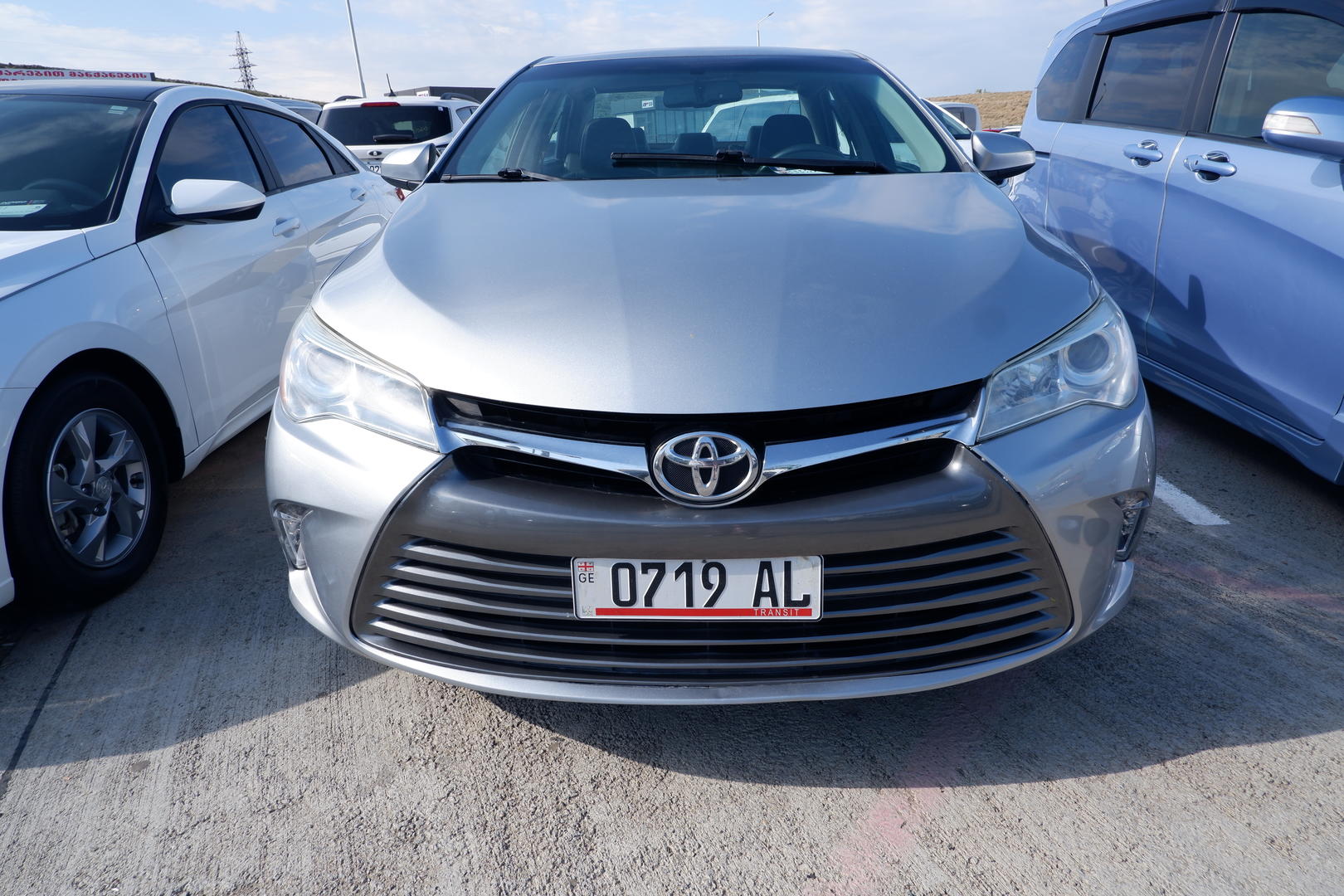 Toyota Camry 2016 — photo 2