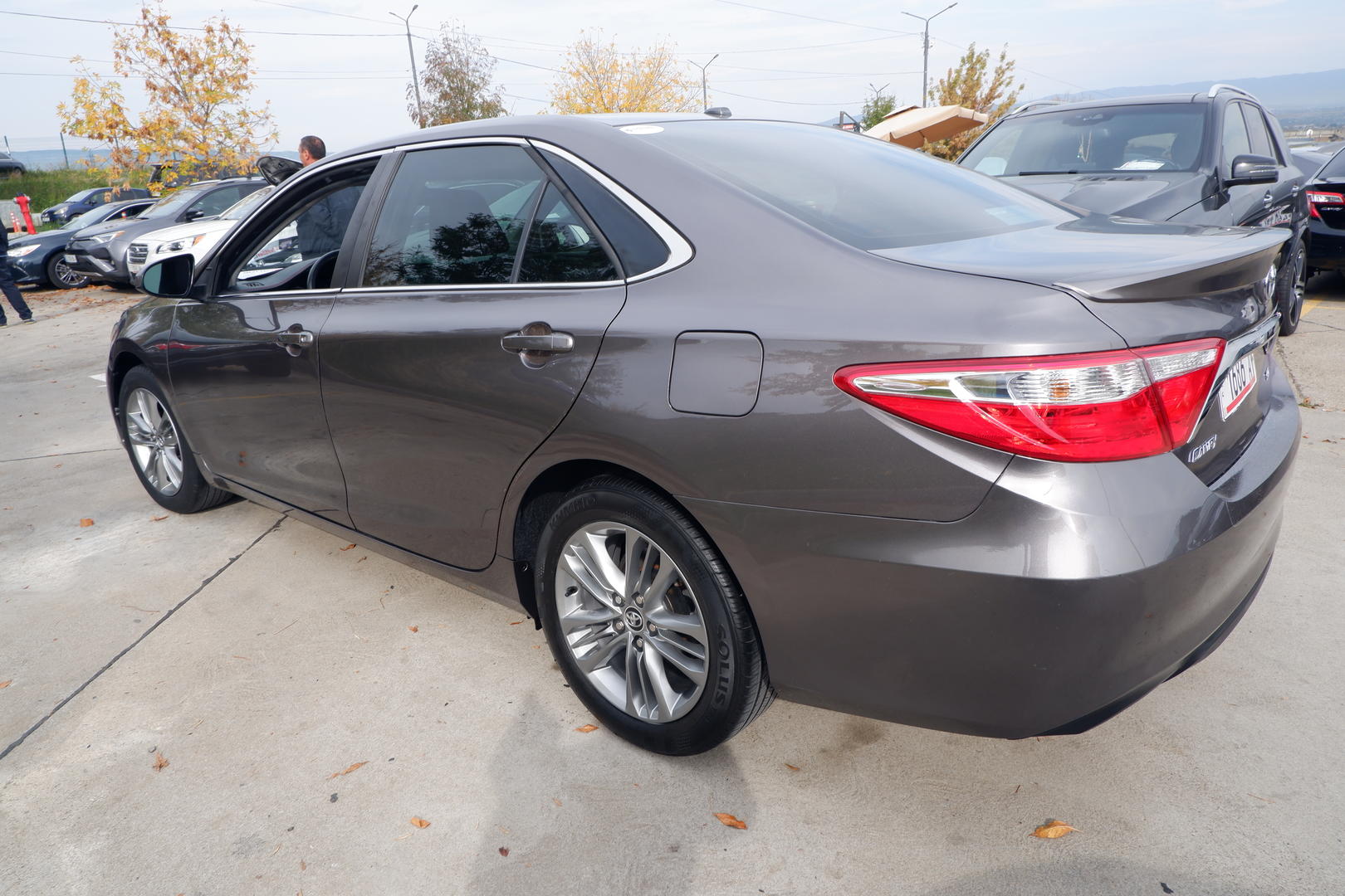 Toyota Camry 2015 — photo 2