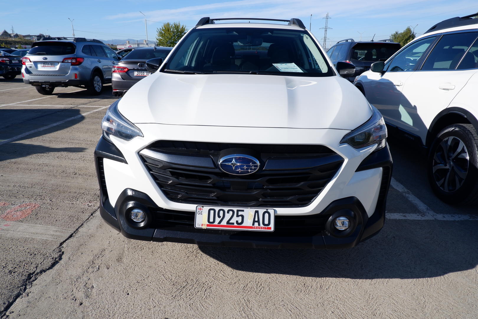 Subaru Outback 2023 — photo 2