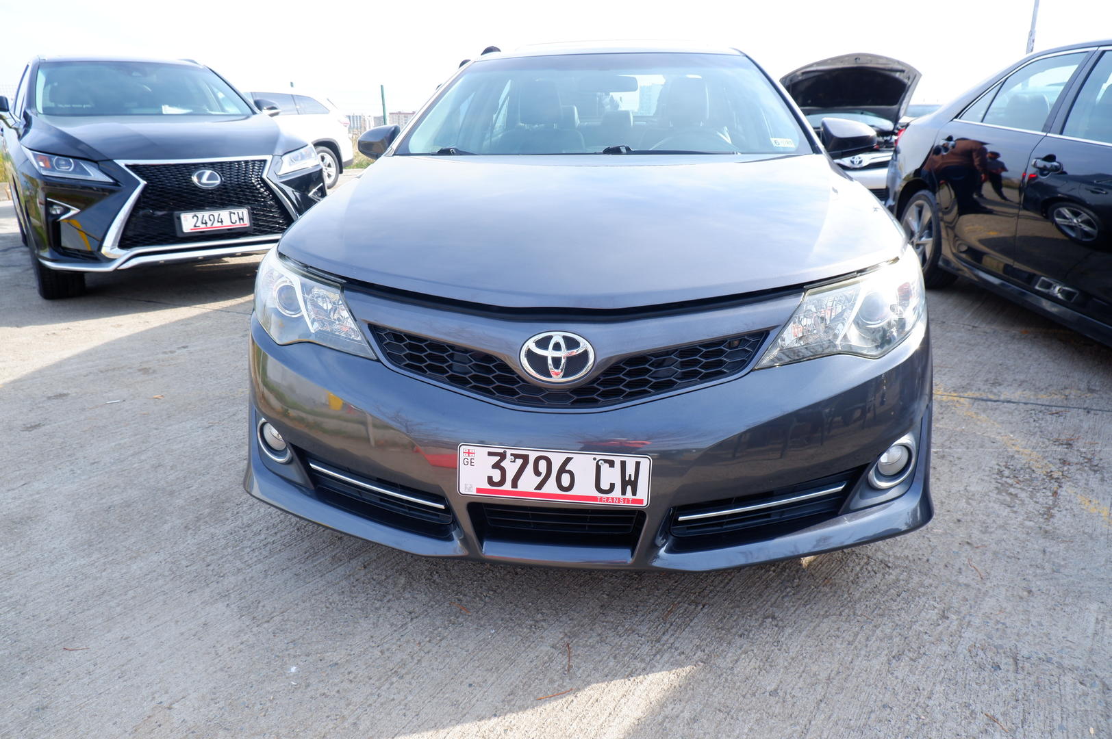 Toyota Camry 2014 — photo 2