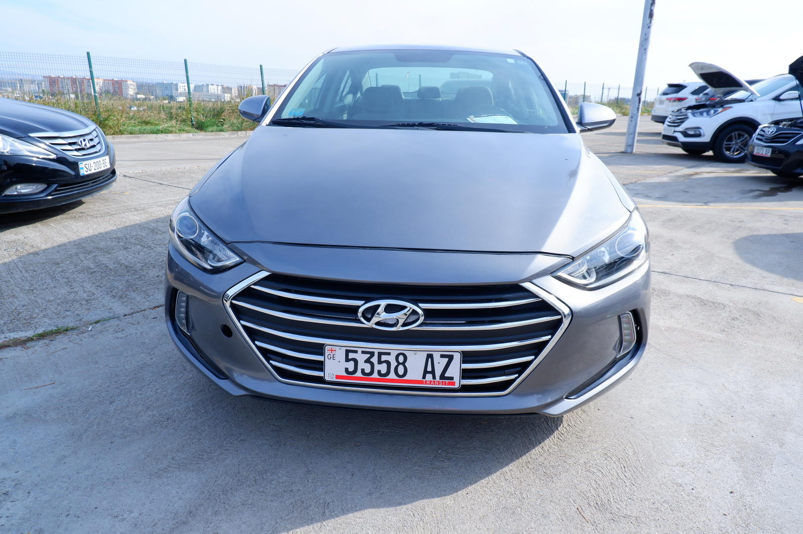 Hyundai Elantra 2016 — photo 2